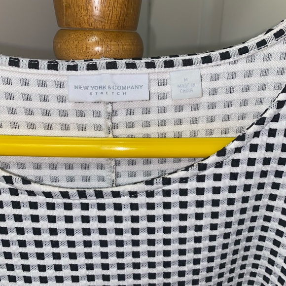 ❤️ 3/25❤️newyork and company black and white dress - Picture 2 of 5